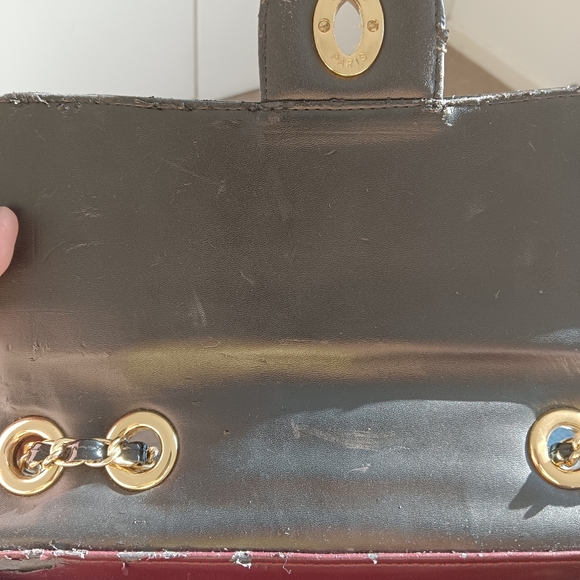 Chanel bag still in good condition - Picture 14 of 16